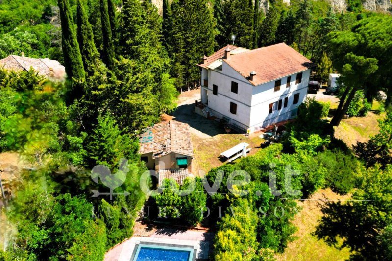 Farmhouse in Asciano