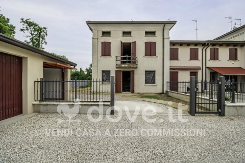 Vrijstaande woning in Ferrara