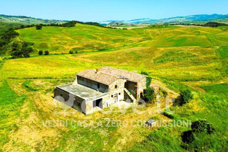 Klein huisje op het platteland in Pienza