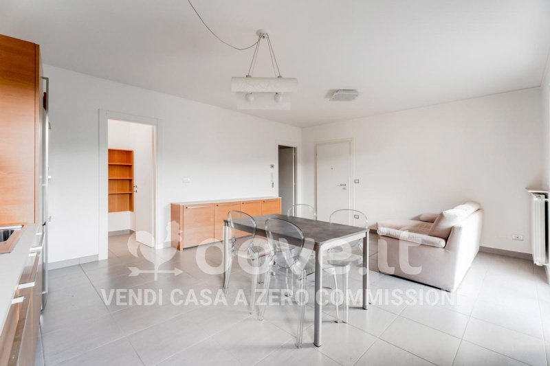 Apartamento en Colzate