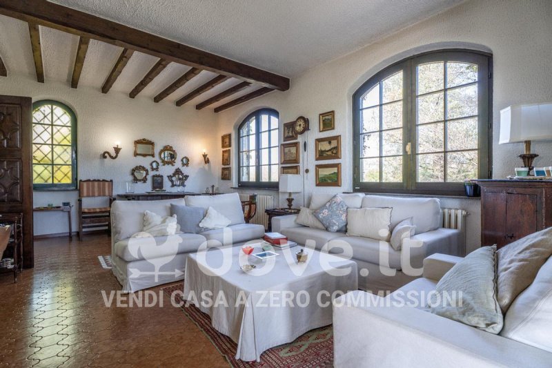 Villa in Lomagna