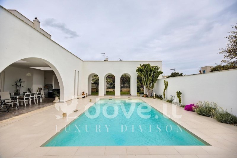 诺伊卡塔罗别墅