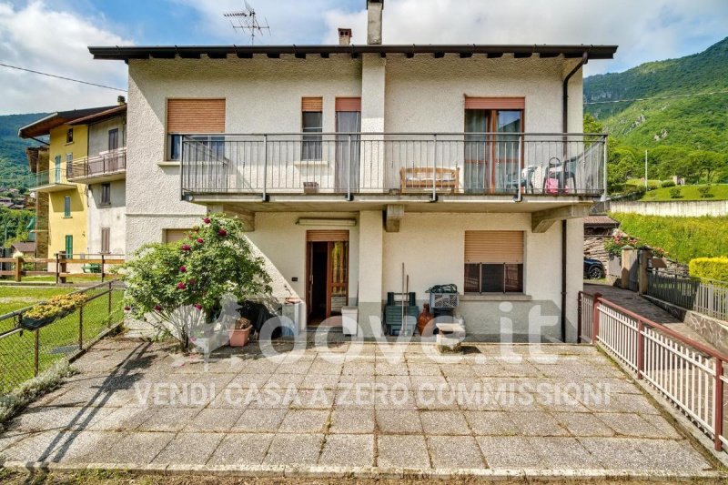 Особняк в Сант'Омобоно-Терме