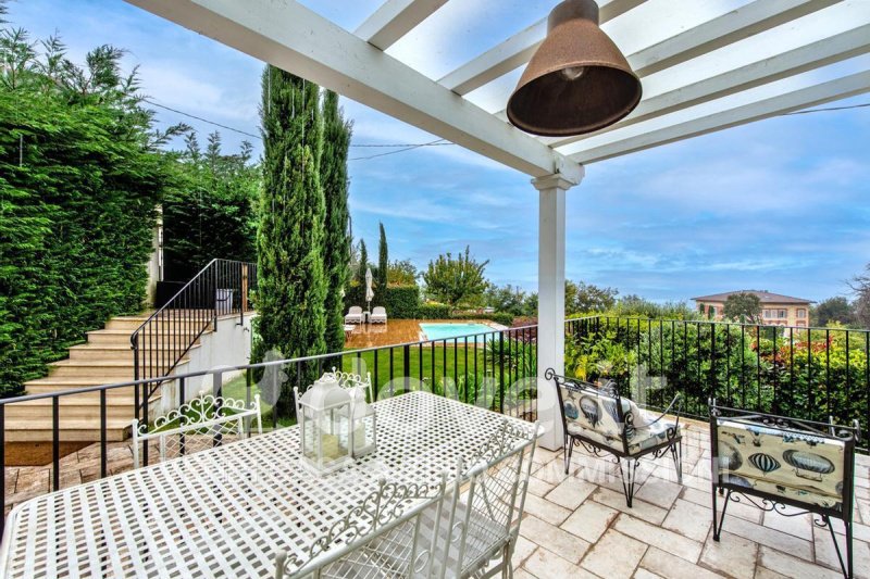 Вилла в Пьетразанта