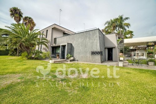 Villa in Aci Castello