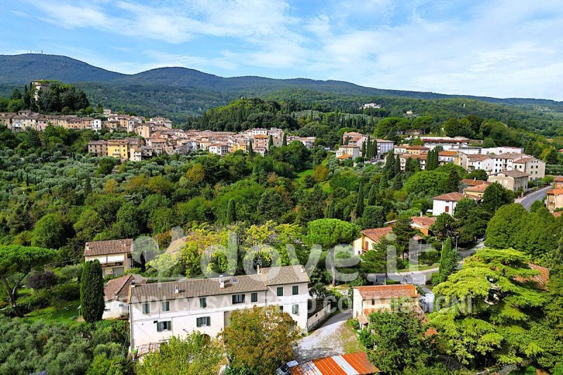 Detached house in Cetona