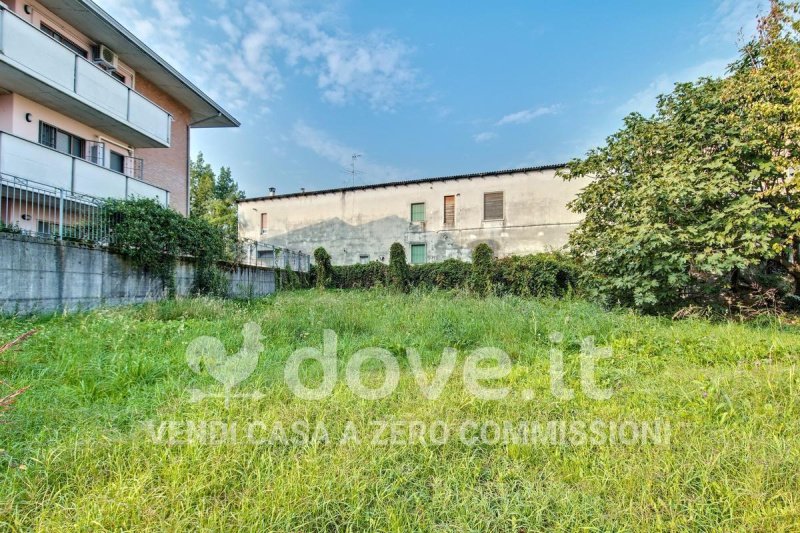 阿达河畔法拉杰拉别墅