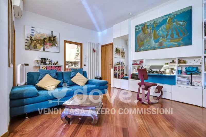 Apartamento em Milão