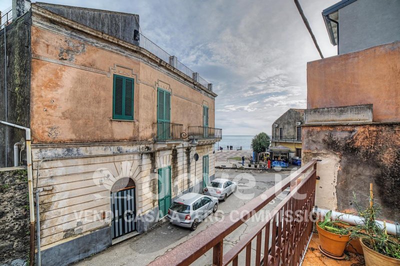 Vrijstaande woning in Acireale