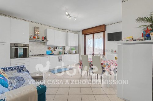 加尔达新堡公寓