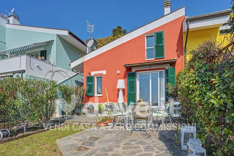 Moradia com terraço em Celle Ligure