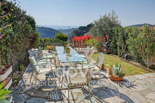 Moradia com terraço em Celle Ligure