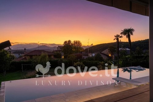 Villa in Colverde