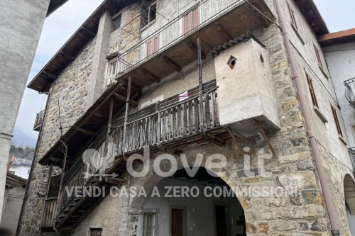 Edificio en San Giovanni Bianco