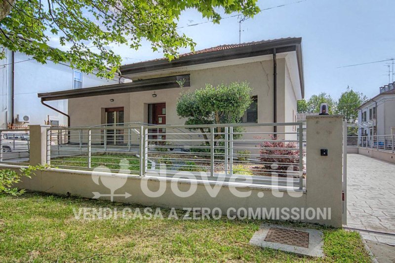 Detached house in Ostellato