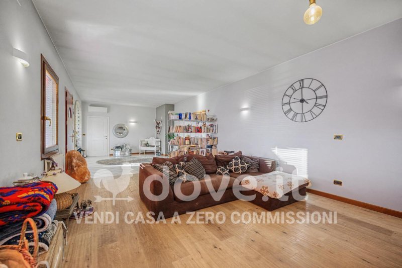 Casa indipendente a Vazzola