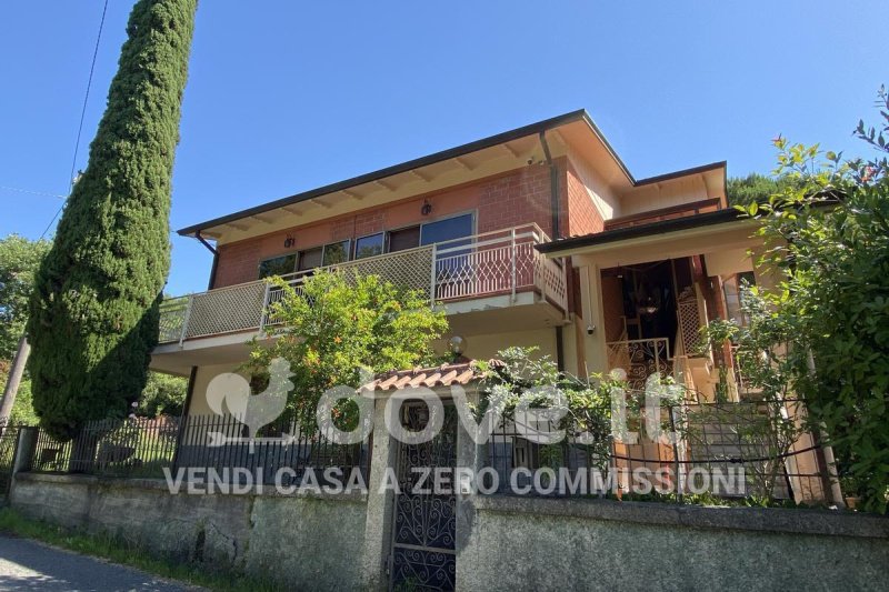 Villa en Castelnuovo Magra