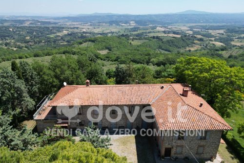 Solar em Cetona