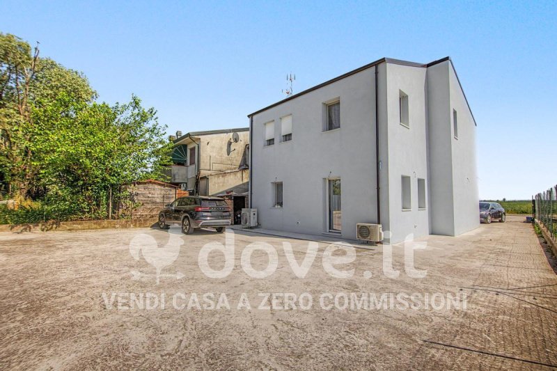 Vrijstaande woning in Fiesso Umbertiano