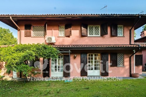 Villa in Barzana