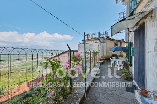 Appartamento a Follo