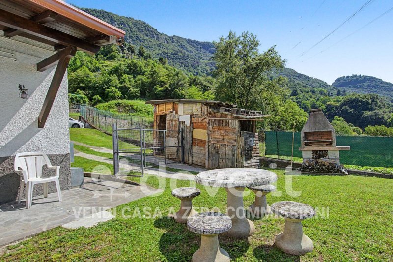 Villa à Sovere