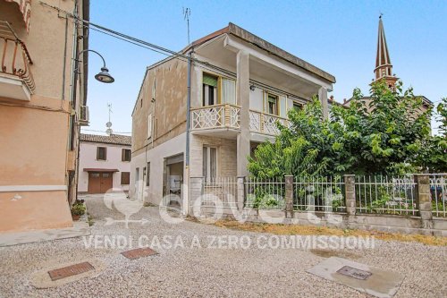 Vrijstaande woning in Copparo