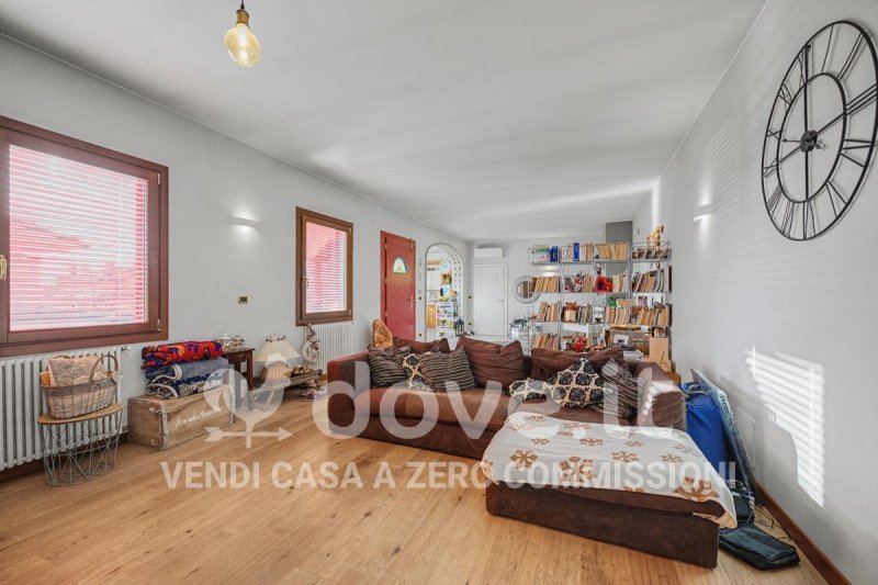 Villa i Vazzola