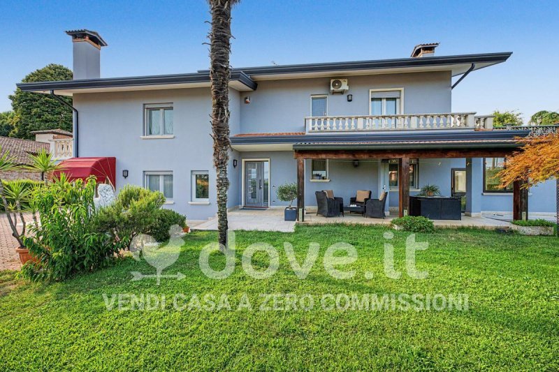 Villa en San Giorgio in Bosco