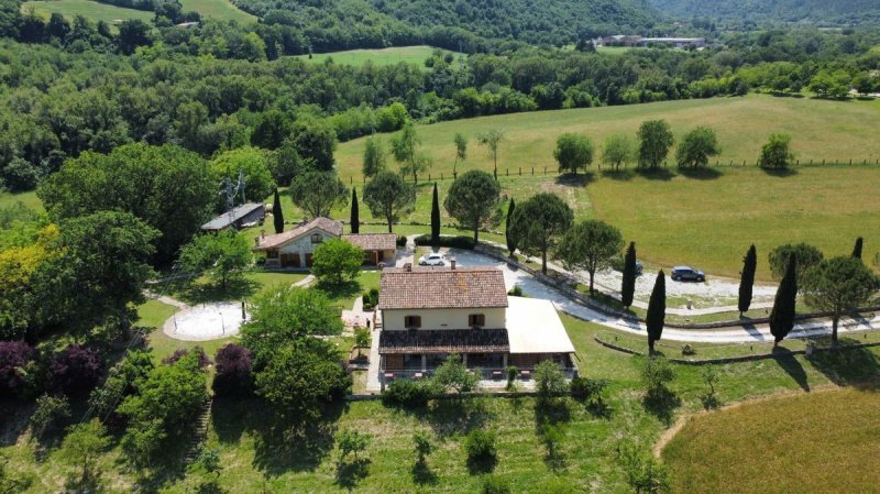 Agriturismo i Fossombrone