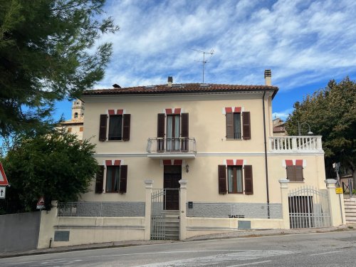 Casa independiente en Trecastelli