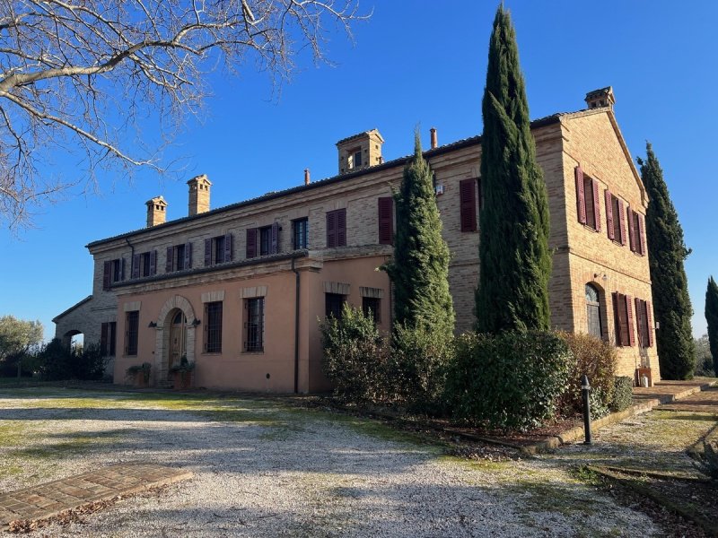 Villa i Monte San Vito