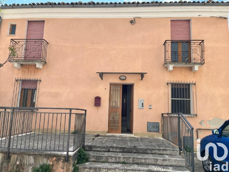 Casa indipendente a Castiglione a Casauria