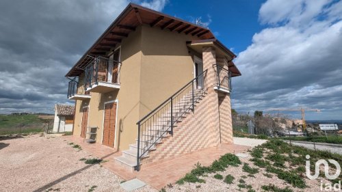 Villa a Ripe San Ginesio