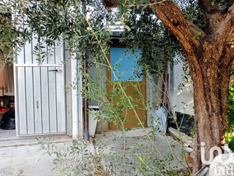 Особняк в Сан-Костанцо