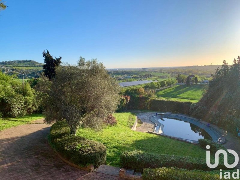 Вилла в Римини