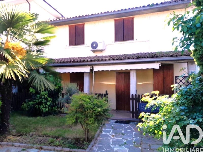 Вилла в Черньяго