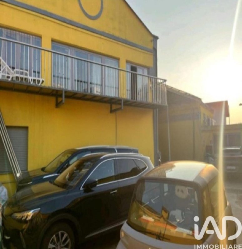 Inmueble comercial en Milán