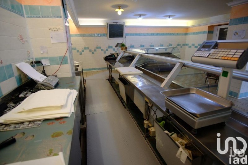 Local commercial à Fabriano