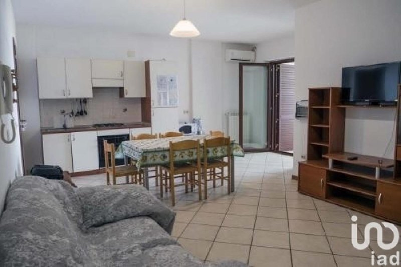 Apartamento en Roseto degli Abruzzi