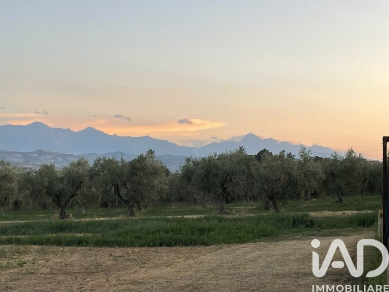 Casa de campo en Roseto degli Abruzzi
