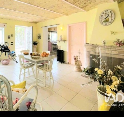 Detached house in Silvi