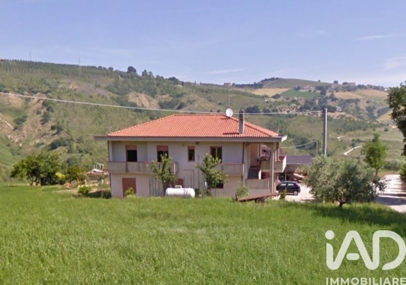 Einfamilienhaus in Atri
