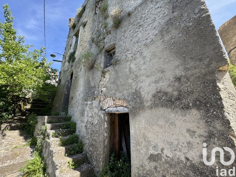 Casa indipendente a Cleto