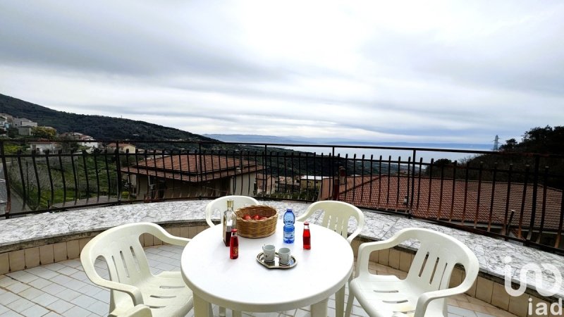 Особняк в Фалерна