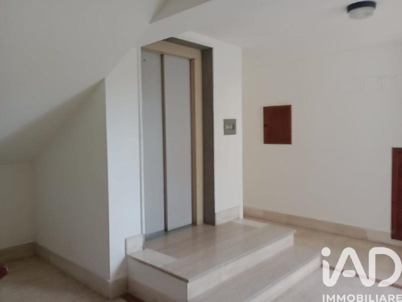 拉梅齊亞泰爾梅公寓