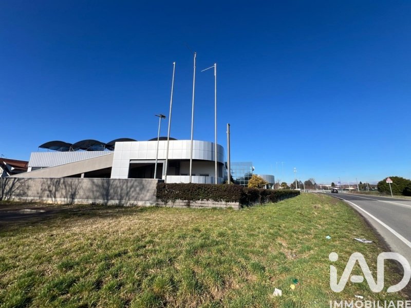 戈尔拉米诺雷商业房产