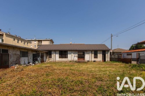 Villa i Arconate