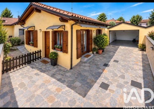 Villa en Gravellona Lomellina