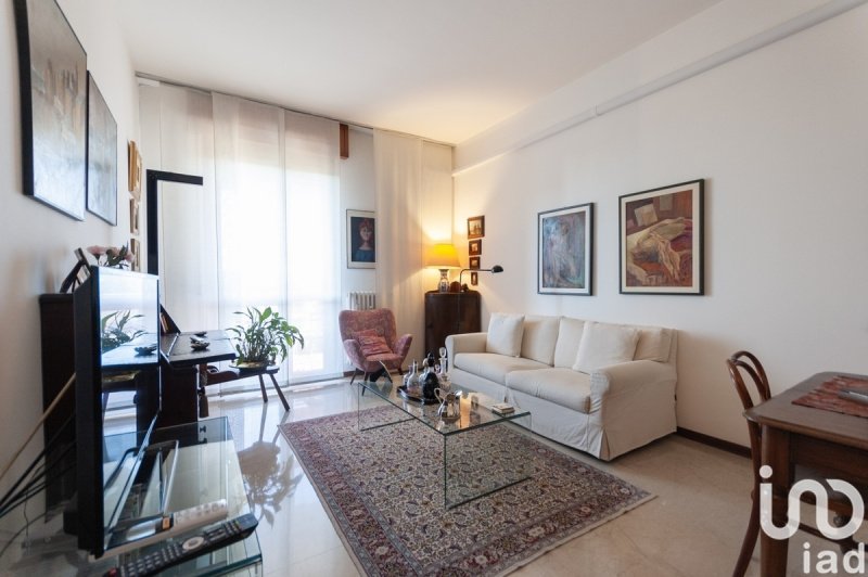 Apartamento em Monza